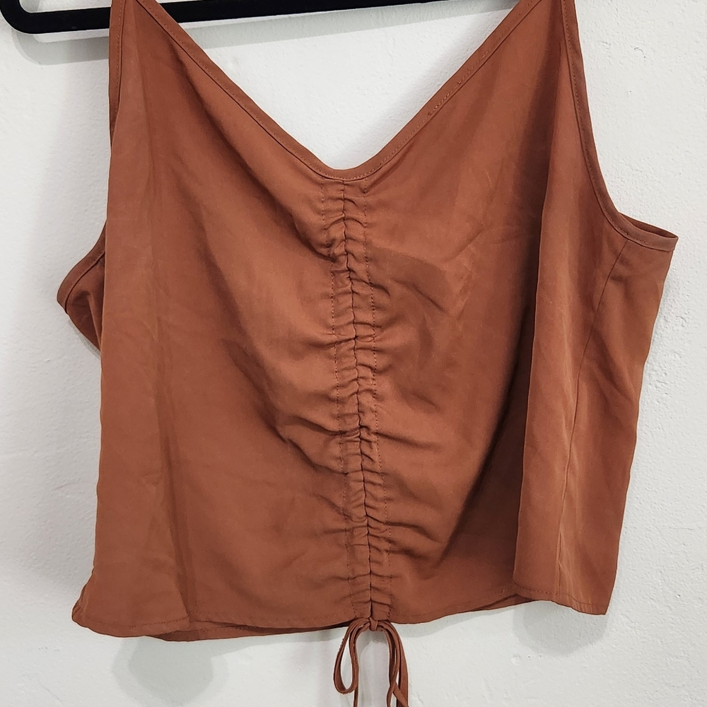 Cute spaghetti strap tank top. Size L brown